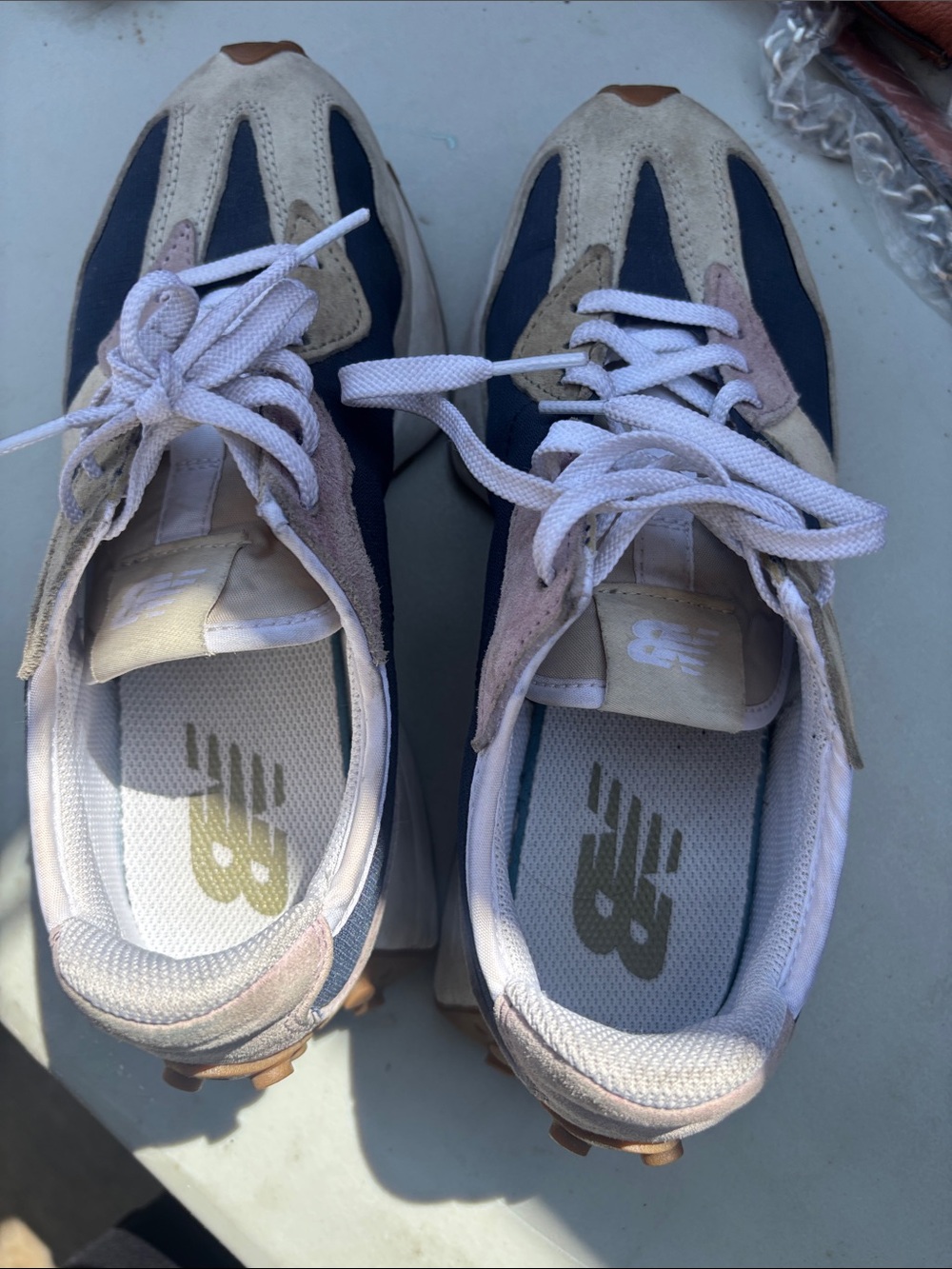 New Balance Womens Navy & Beige Retro Runner Sneakers